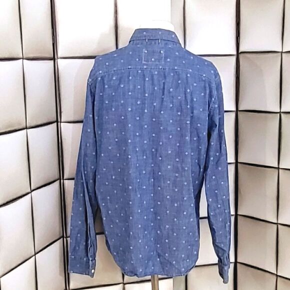 Hollister shirt   - Picture 4 of 8